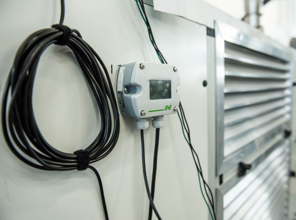 fluid bed dryer : Temperature and Humidity Sensor