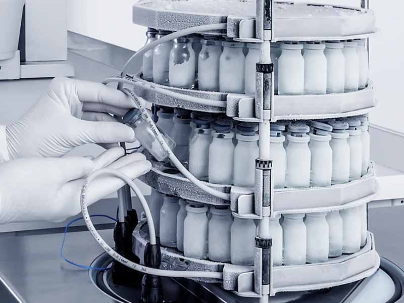 Pharmaceutical Freeze Dryers and Freeze-Dried Samples - 1